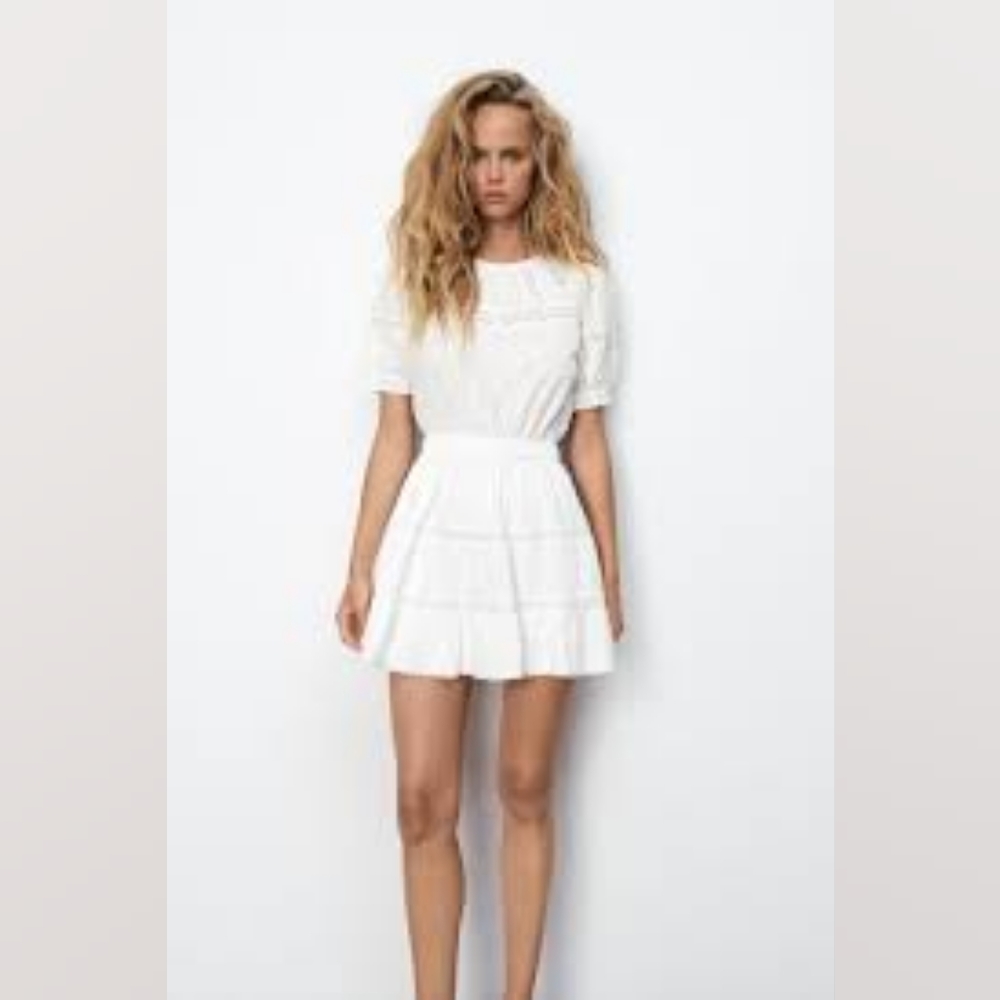 Zara White Embroidered Dress size M